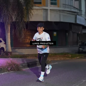 Runner Photo 7989417