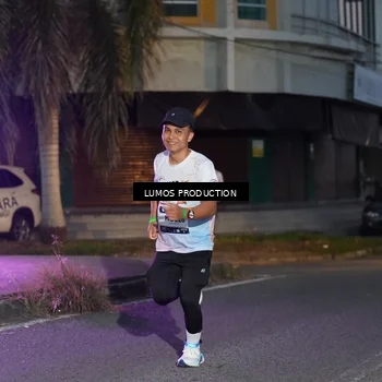 Runner Photo 7989421