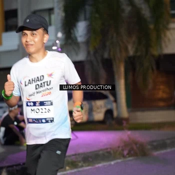 Runner Photo 7989428