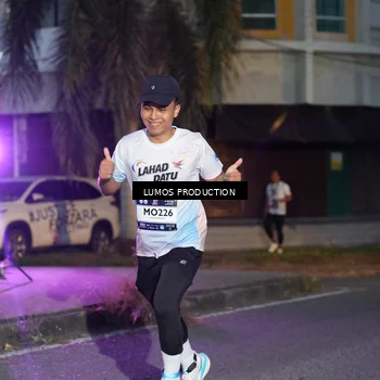 Runner Photo 7989430