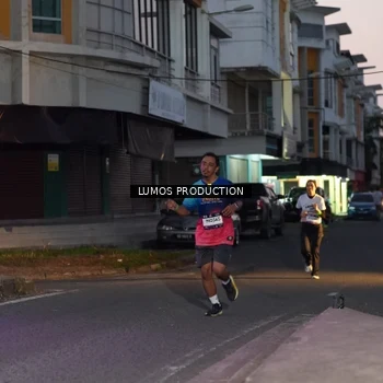 Runner Photo 7989440