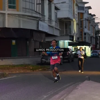Runner Photo 7989444