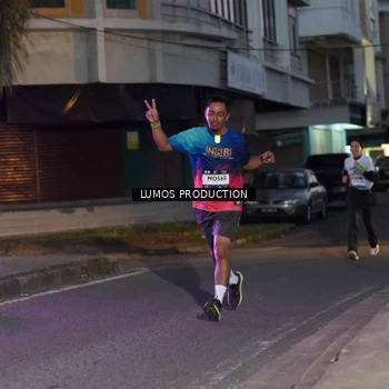 Runner Photo 7989454