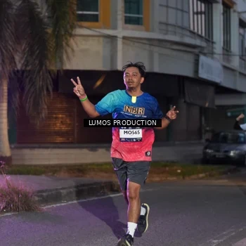 Runner Photo 7989459