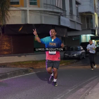 Runner Photo 7989463