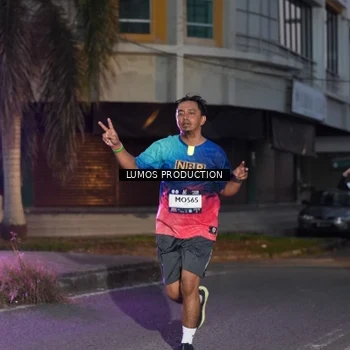 Runner Photo 7989464