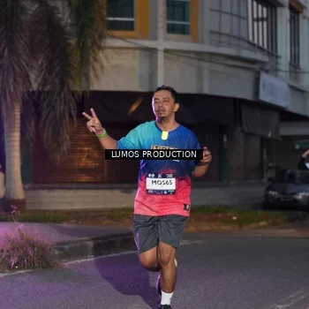 Runner Photo 7989469