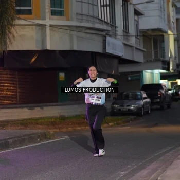 Runner Photo 7989477