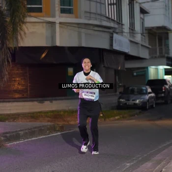 Runner Photo 7989495