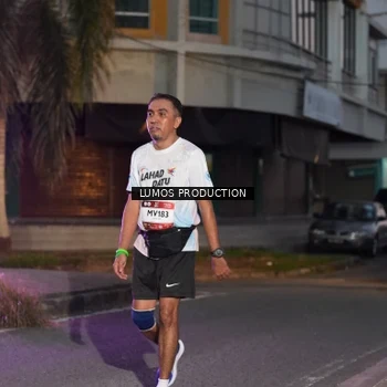 Runner Photo 7989542