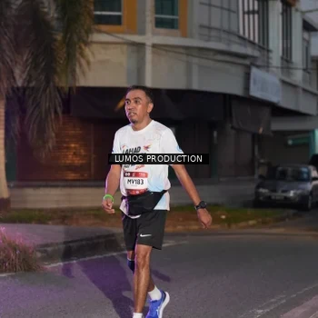 Runner Photo 7989545