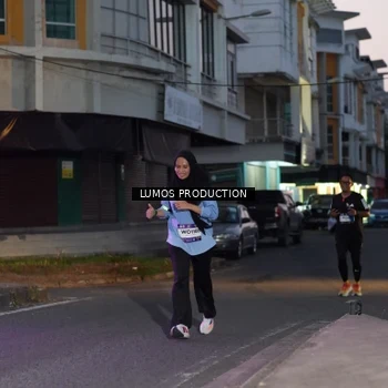 Runner Photo 7989568