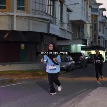 Runner Photo 7989571
