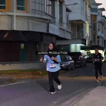 Runner Photo 7989574