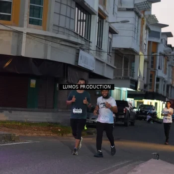Runner Photo 7989636