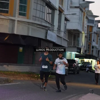 Runner Photo 7989638