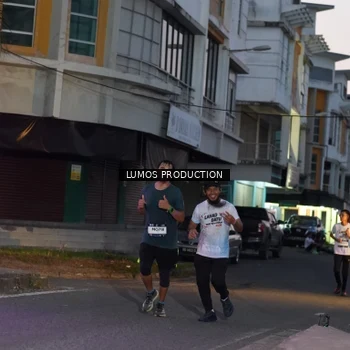 Runner Photo 7989640