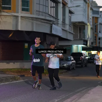 Runner Photo 7989648