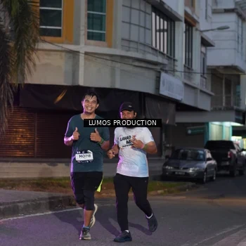 Runner Photo 7989652