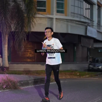 Runner Photo 7989667