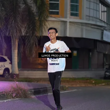 Runner Photo 7989672