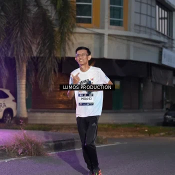 Runner Photo 7989673