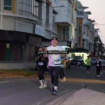 Runner Photo 7989696