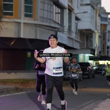Runner Photo 7989708