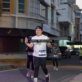 Runner Photo 7989714