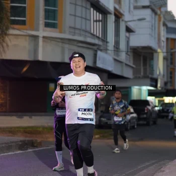 Runner Photo 7989715