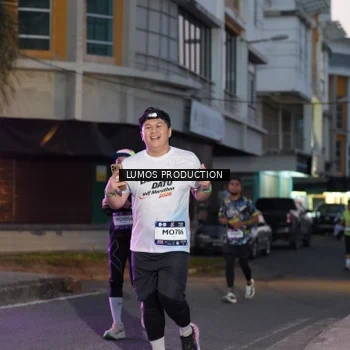Runner Photo 7989720