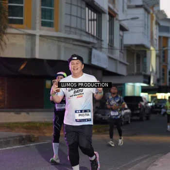 Runner Photo 7989721