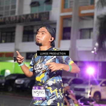 Runner Photo 7989765