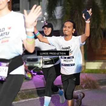 Runner Photo 7989838