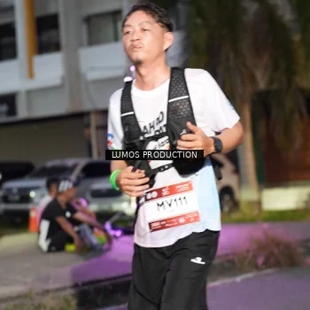 Runner Photo 7989853