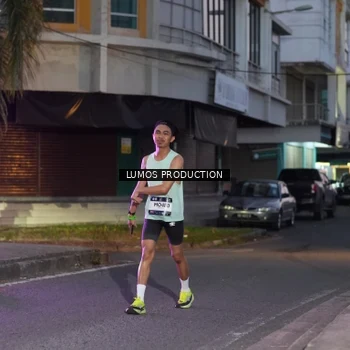 Runner Photo 7989873
