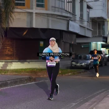 Runner Photo 7989890