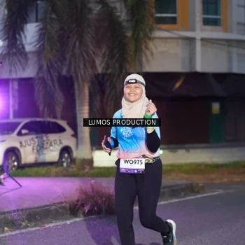 Runner Photo 7989899