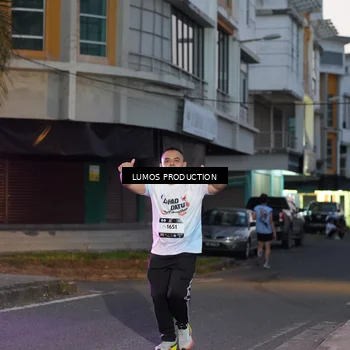 Runner Photo 7990021