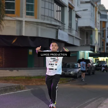 Runner Photo 7990027
