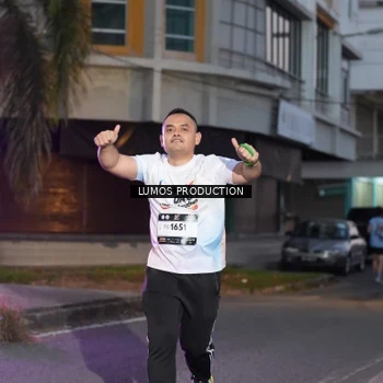 Runner Photo 7990033