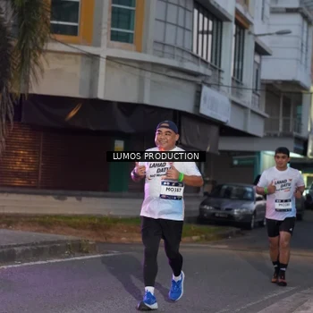 Runner Photo 7990042
