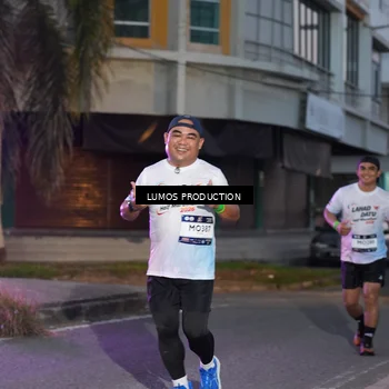 Runner Photo 7990052