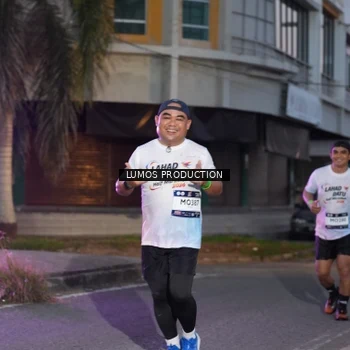 Runner Photo 7990056