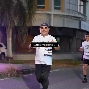 Runner Photo 7990058