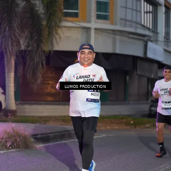 Runner Photo 7990060