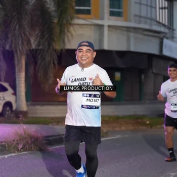 Runner Photo 7990066