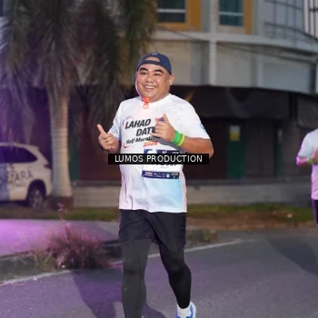 Runner Photo 7990068