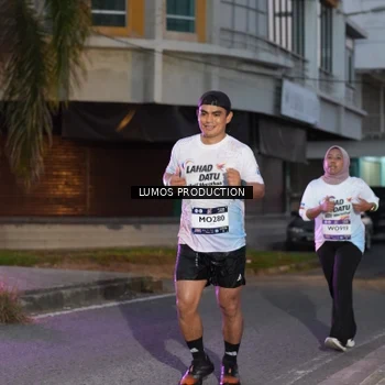 Runner Photo 7990071