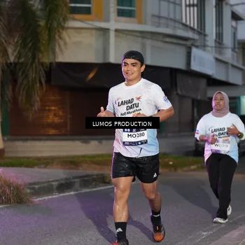 Runner Photo 7990078